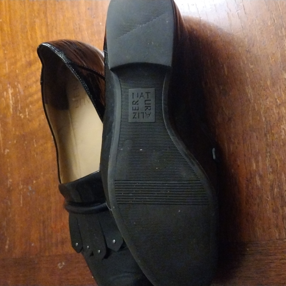 Naturalize Flats - Picture 3 of 4
